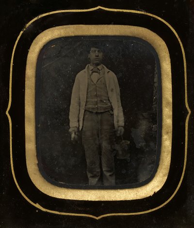 Uomo con secchio e pennello, fine anni 1850-60 da Peter Ralston