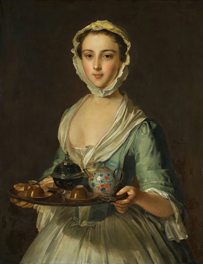 Una giovane donna che tiene un vassoio da tè, possibilmente Hannah, la domestica dell