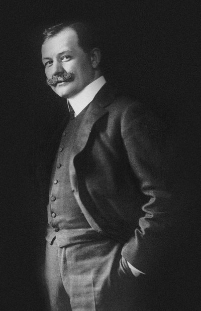 Ritratto del compositore Franz Lehár 1870-1948 da Photo studio E. Bieber.