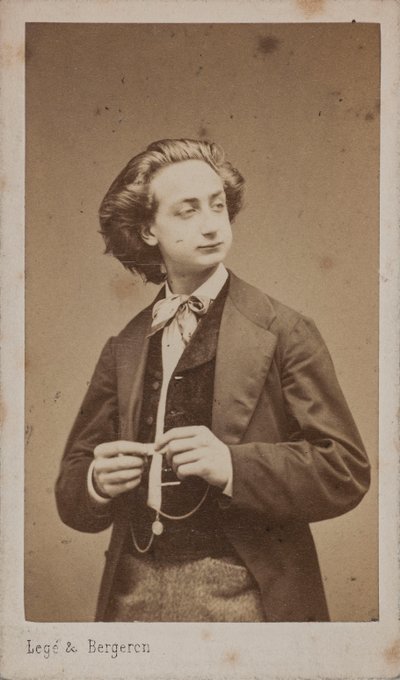 Ritratto del violinista e compositore Henri Ketten 1848-1883 da Photo studio Legé and Bergeron.