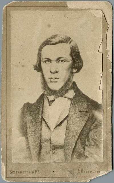 Nikolay Alexandrovich Dobrolyubov da Photo studio Wesenberg