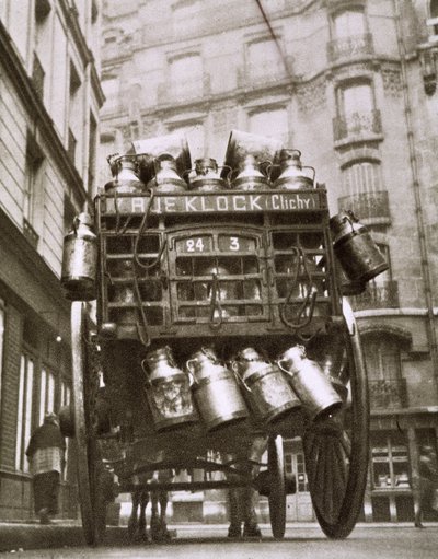 Carro del latte a Clichy da Photographer French