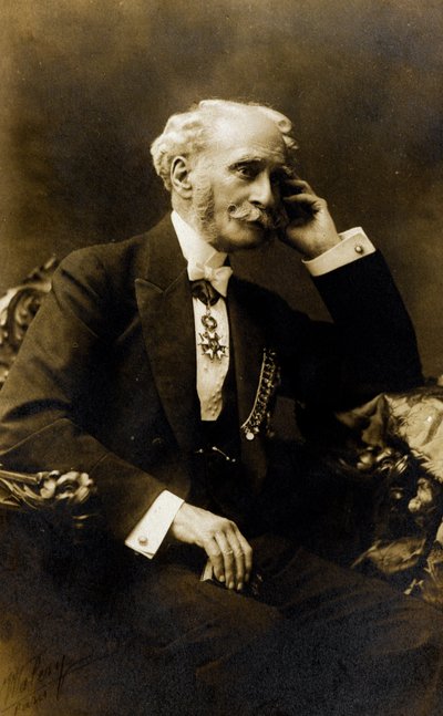 Ritratto di Francois Stephen Emile Liegeard (1830-1925), scrittore, poeta e politico francese - Fotografia, Coll. Baussy da Photographer French