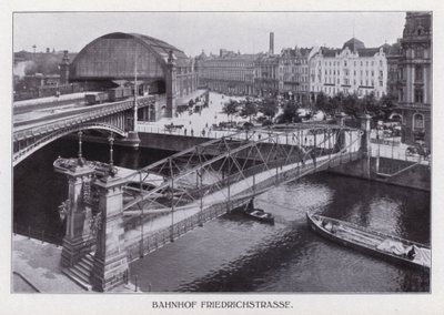 Berlino: Stazione Friedrichstrasse da Photographer German