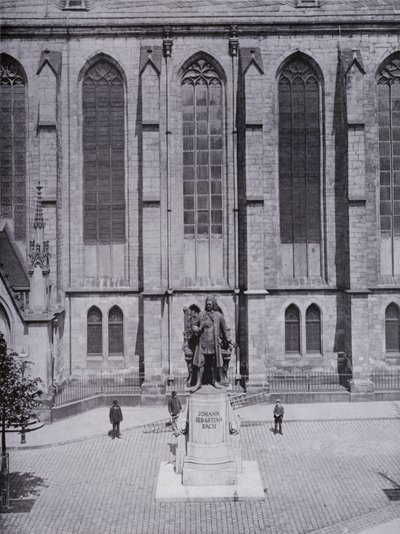 Lipsia: Thomaskirche con monumento a Bach da Photographer German