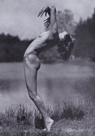 Il corpo bello, cultura fisica per donne (foto in bianco e nero) da Photographer German