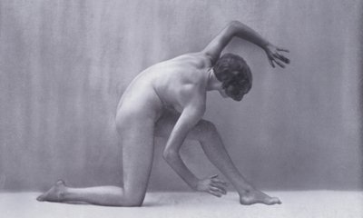 Il corpo bello, cultura fisica per donne (foto in bianco e nero) da Photographer German