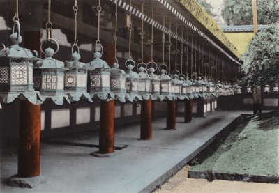 Giappone, c.1912: Lanterne di Bronzo al Tempio Kasuga, Nara da Photographer Japanese