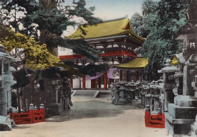 Giappone, c.1912: Tempio Shinto Kasuga fondato nel 767, a Nara, vicino a Kyoto da Photographer Japanese