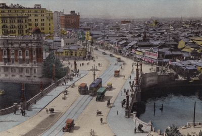 Giappone, c.1912: Strada Nihonbashi, Tokyo da Photographer Japanese