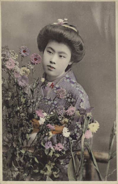 Ragazza giapponese con fiori da Photographer Japanese