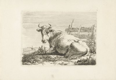 Mucca sdraiata vicino a una recinzione da Pieter Gerardus van Os