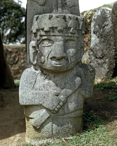 Scultura megalitica di un guerriero da Pre Columbian Pre Columbian