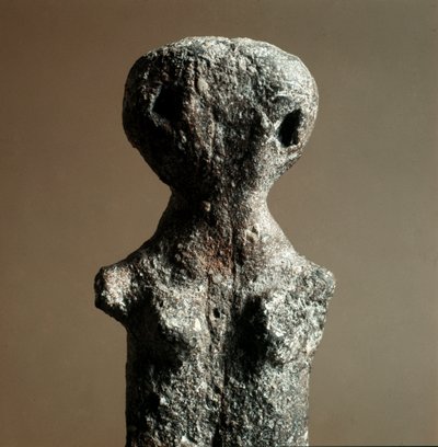 Preistoria: idolo femminile in terracotta dalla necropoli di Arene Candide, Liguria. Neolitico medio, età della pietra da Prehistoric Prehistoric