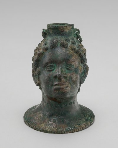 Contenitore a forma di testa di africano da Probably Etruscan