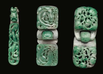 Gruppo di ganci e fibbie per cintura in giadeite da Qing Dynasty Chinese School