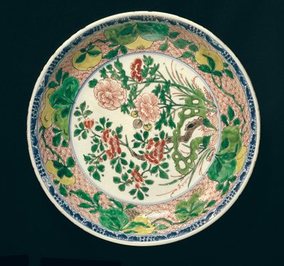 Piatto con decorazione famille verte, Periodo Kangxi, 1662-1722 da Qing Dynasty Chinese School