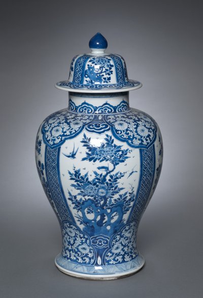 Vaso con coperchio, 1662-1722 da Qing Dynasty Chinese School