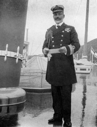Commodoro Sir Archibald Milne 1855-1938, 1908 da Queen Alexandra