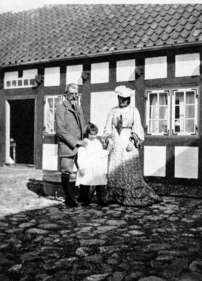 Professor Tuxen e la sua famiglia, Skagen, Danimarca, 1908 da Queen Alexandra
