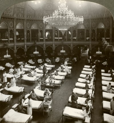 Interno del comodo ospedale a Brighton, Sussex, Prima Guerra Mondiale, 1914-1918 da Realistic Travels Publishers