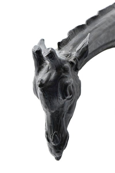 Grande giraffa con testa abbassata, modellata 1909-10, fusa prima del 1913 da Rembrandt Bugatti