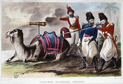 Costumi militari persiani del XIX secolo e un cammello con un cannone, c.1840 da Rene Demoraine