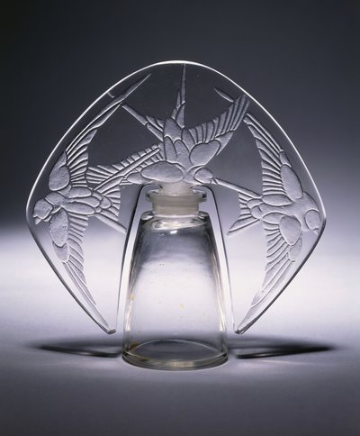 Bouchon Trois Hirondelles No. 496, c.1920 da Rene Jules Lalique