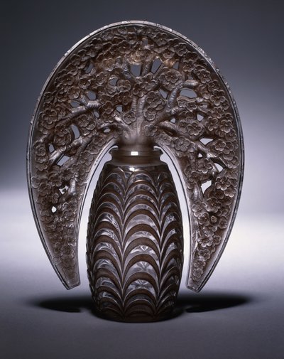 Bouchons Fleurs de Pommiers No. 493, c.1919 da Rene Jules Lalique
