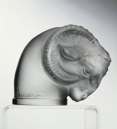 Testa di un ariete da Rene Jules Lalique