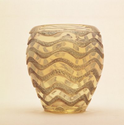 Vaso pesante modellato con design a onde in rilievo lucido di Lalique, c.1902 da Rene Jules Lalique