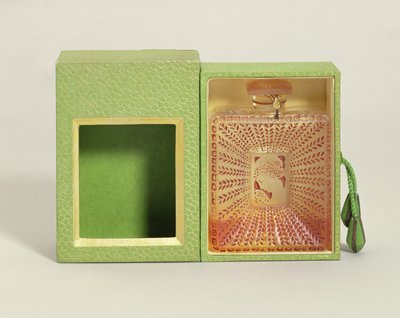 La Belle Saison, bottiglia di profumo per Houbigant da Rene Jules Lalique