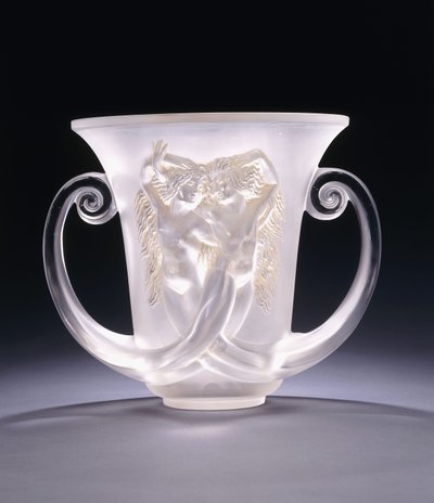 Nadica; un vaso in vetro modellato molto raro raffigurante due sirene, c. 1930s da Rene Jules Lalique