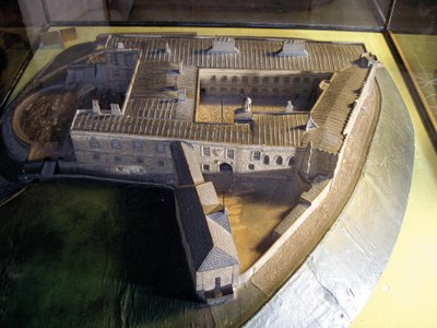 Modello del Castello di Carlo II da Revd. William Mounsey