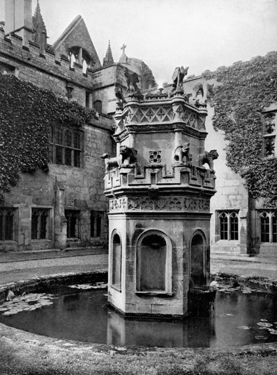 Fontana nei chiostri dell