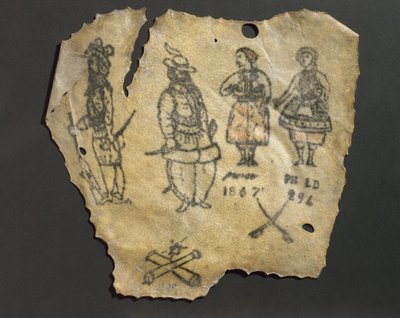 Pelle umana tatuata con figure, probabilmente francese da John Pardon