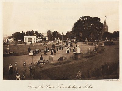 Persone che si rilassano nel Crystal Palace Park, Sydenham da John Pardon