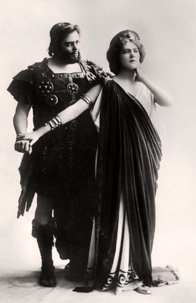 Oscar Asche e Lily Brayton in una scena da La Dea Vergine, inizio XX secolo da Rita Martin