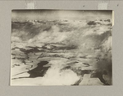 [Vista attraverso le nuvole] da Robert Petschow