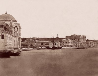 Palazzo e moschea Dolmabahçe da Robertson and Beato