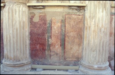Dipinti murali colorati dal palazzo orientale di Erode da Roman