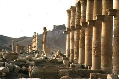 Parte più antica della strada colonnata che forma l