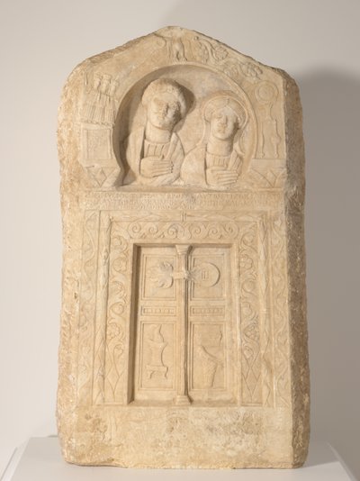 Stele Funeraria del Sacerdote Dionysios e Sua Moglie, Tertia, c.240-260 da Roman