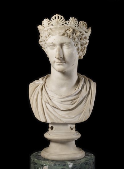 Testa di Agrippina Minore con diadema da Roman