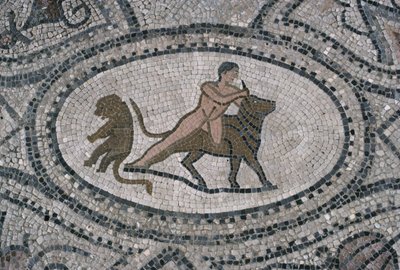 Ercole e il toro cretese, dal pavimento della 