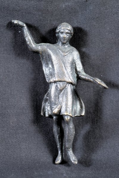 Statuetta di offerta in bronzo, coll. privata, II secolo. Presumibilmente dai pellegrini al tempio di Marte. da Roman