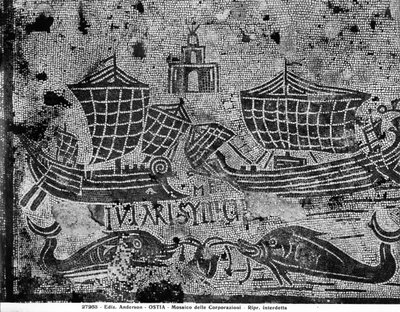 Dettaglio del pavimento del Piazzale delle Corporazioni raffigurante una scena nautica da Roman