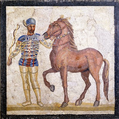 Rappresentazione delle quattro fazioni del circo romano: i blu (factio veneta). Le fazioni erano club impegnati in competizioni circensi nell