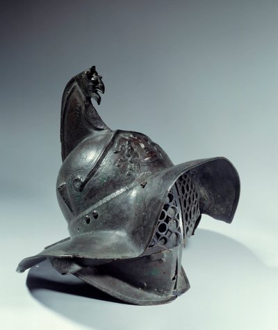 Antichità romana: elmo da gladiatore usato durante i combattimenti. Ritrovamento a Pompei. Parigi, Museo del Louvre da Roman