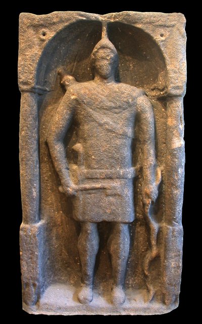 Lapide romana raffigurante un arciere hamiano (siriano), c.125-40 d.C. da Roman